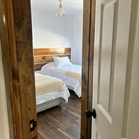Terra Hostal Пуэрто-Наталес Экстерьер фото